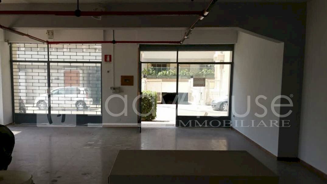 Foto 1 - Commercial Premises via Tancredi, Parabita - photo 1