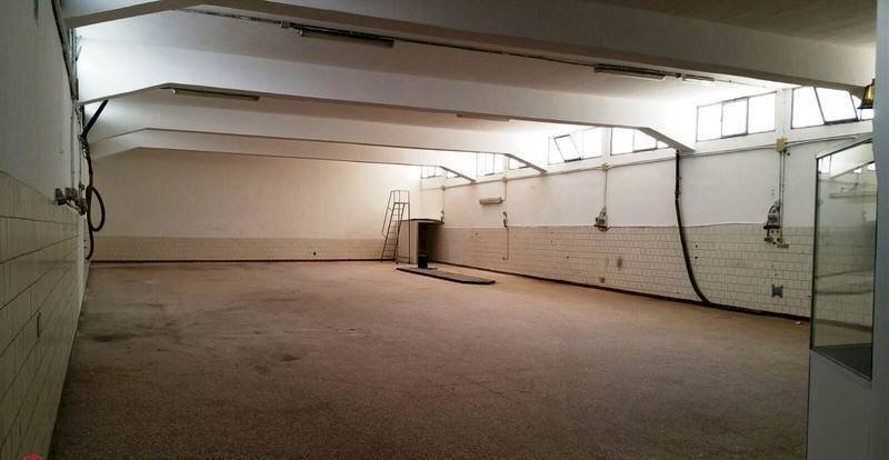 Foto 1 - Locale Commerciale via Tancredi, Parabita - foto 1