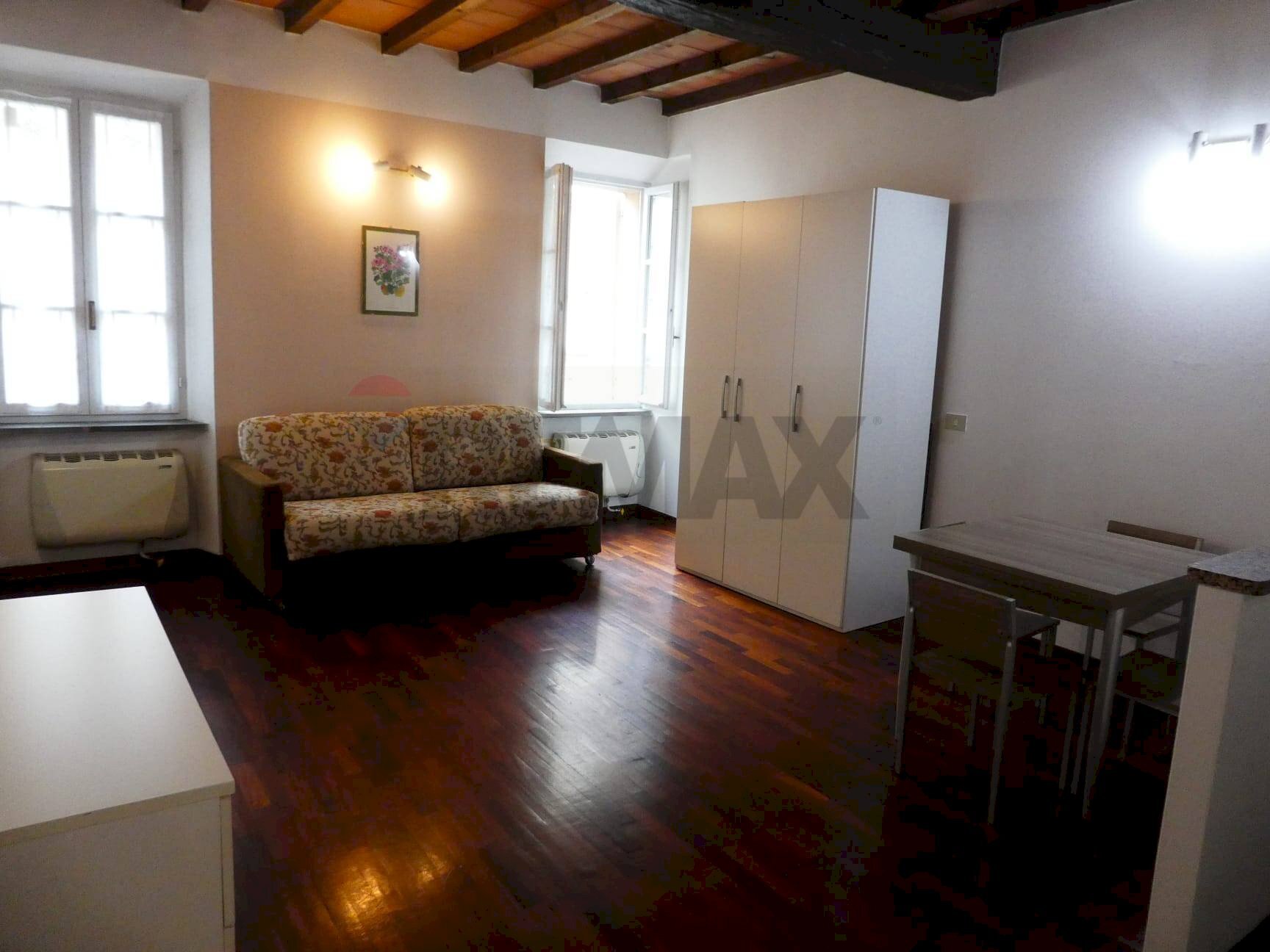 soggiorno/camera - One-room apartment via Bixio
74, Parma - photo 2