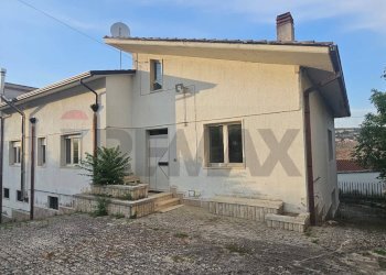 Casa all\'aperto - Villa via Perato
 
snc, Molinara - foto 1