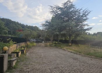 Giardino - Villa via Perato
 
snc, Molinara - foto 4