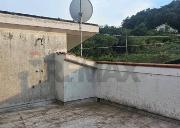 Balcone - Villa via Perato
 
snc, Molinara - foto 13