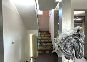 DISIMPEGNO ZONA GIORNO - Villa via Gaslago
 
32, Polpenazze del Garda - photo 1