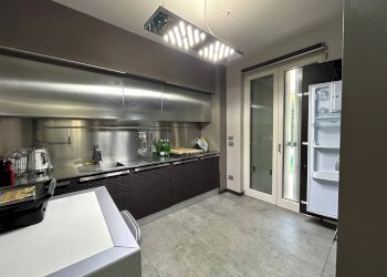 CUCINA - Villa via Gaslago
 
32, Polpenazze del Garda - photo 10
