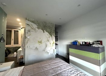 CAMERA MATRIMONIALE PIANO TERRA - Villa via Gaslago
 
32, Polpenazze del Garda - photo 13