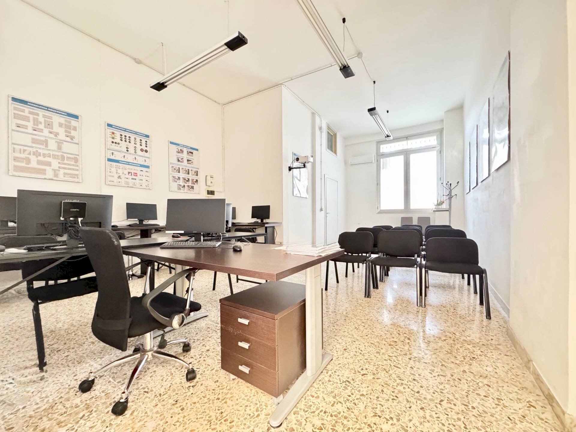 Foto 2 - Locale Commerciale via Carlo Massa, Lecce - foto 2