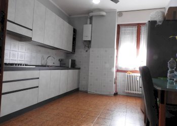 Foto 1 - Trilocale via De Gasperi
 
153, Merate - foto 1