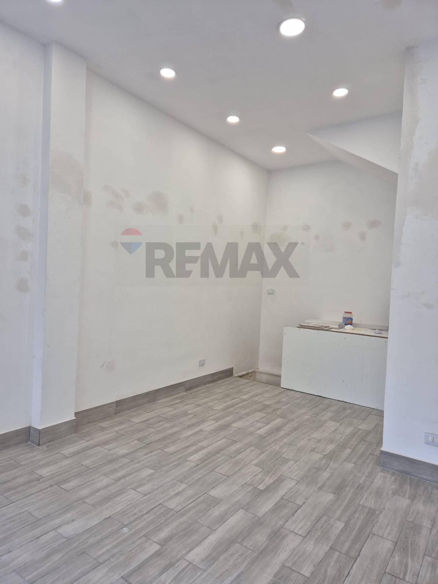 Stanza vuota - Commercial Premises via dei monti di pietralata
5, Roma - photo 2