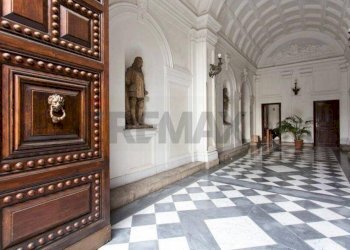 Ricezione / Lobby - Appartamento Piazza Castelnuovo
 
50, Palermo - foto 6