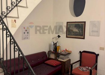 Scale - Appartamento Piazza Castelnuovo
 
50, Palermo - foto 20