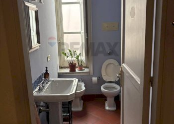 Bagno - Appartamento Piazza Castelnuovo
 
50, Palermo - foto 24