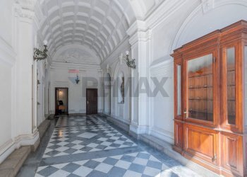 Ricezione / Lobby - Appartamento Piazza Castelnuovo
 
50, Palermo - foto 7