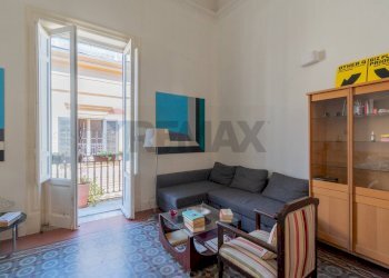 Soggiorno - Appartamento Piazza Castelnuovo
 
50, Palermo - foto 12