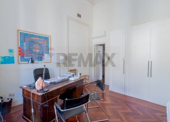 Ufficio - Appartamento Piazza Castelnuovo
 
50, Palermo - foto 26