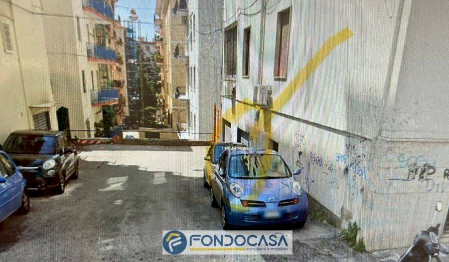 Foto 2 - Box Via Francesco La Francesca
 
46, Salerno - foto 1