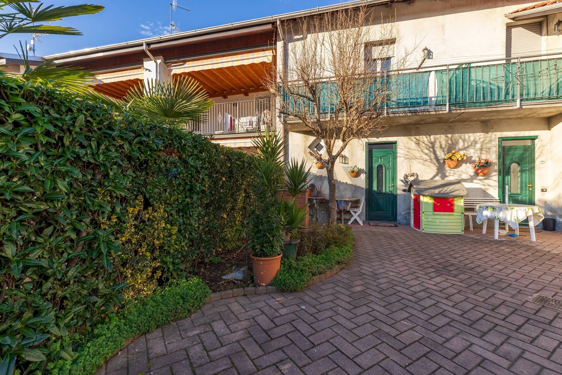 Casa all\'aperto - Casa semi indipendente VIA ALBERTI
13, Cairate - foto 3