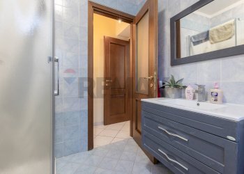 Bagno - Casa semi indipendente VIA ALBERTI
 
13, Cairate - foto 12