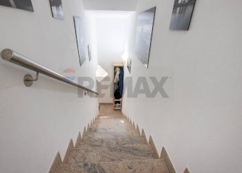 Scale - Casa semi indipendente VIA ALBERTI
 
13, Cairate - foto 13