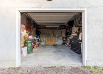 Parcheggio - Casa semi indipendente VIA ALBERTI
 
13, Cairate - foto 24