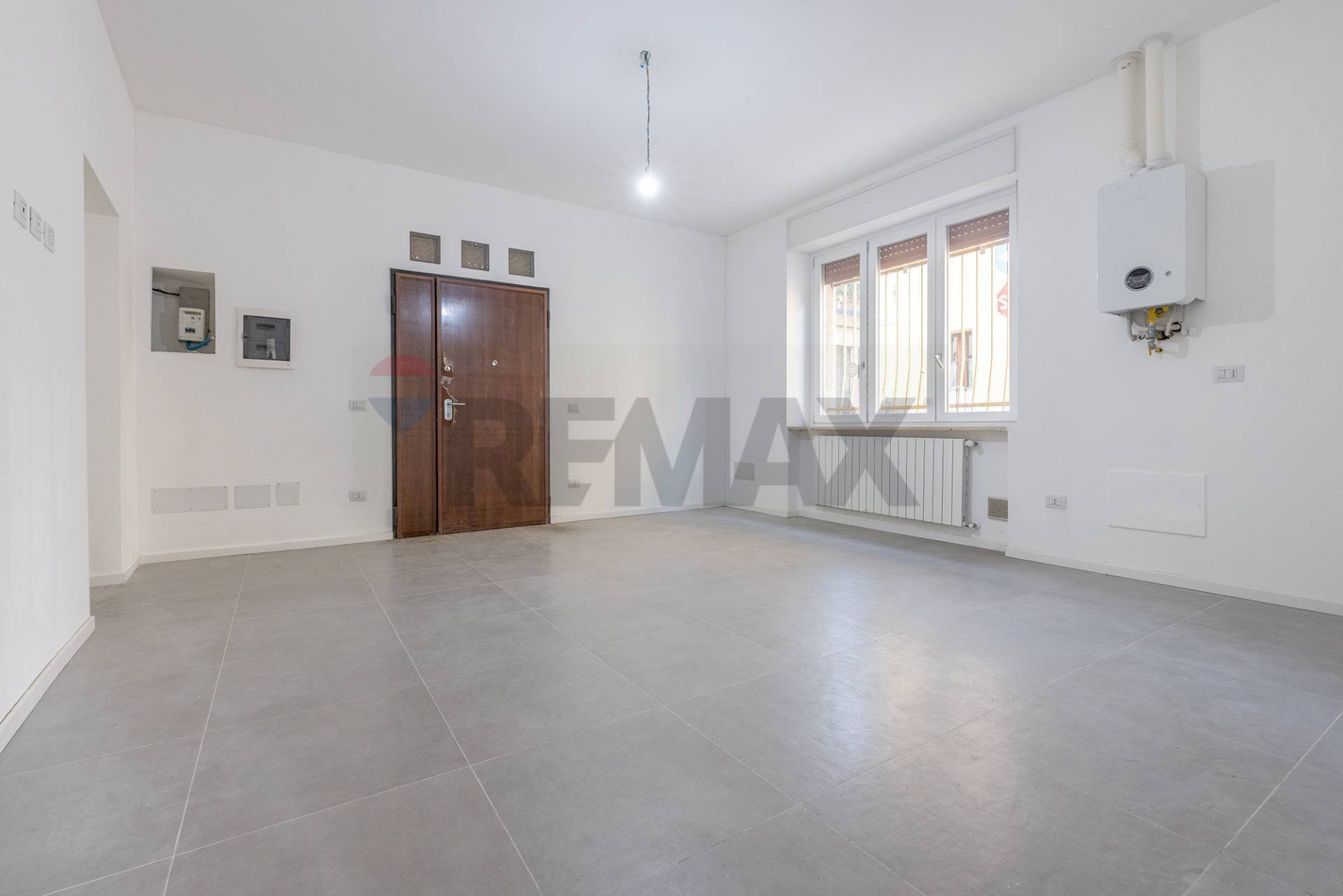 Stanza vuota - Three-room apartment Via San Giulio
20, Cassano Magnago - photo 2