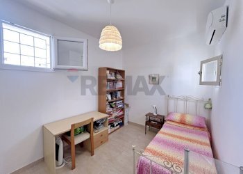 Camera / camera da letto - Villa Bifamiliare Marsala - foto 47