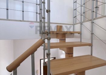 Scale - Villa Bifamiliare Marsala - foto 52