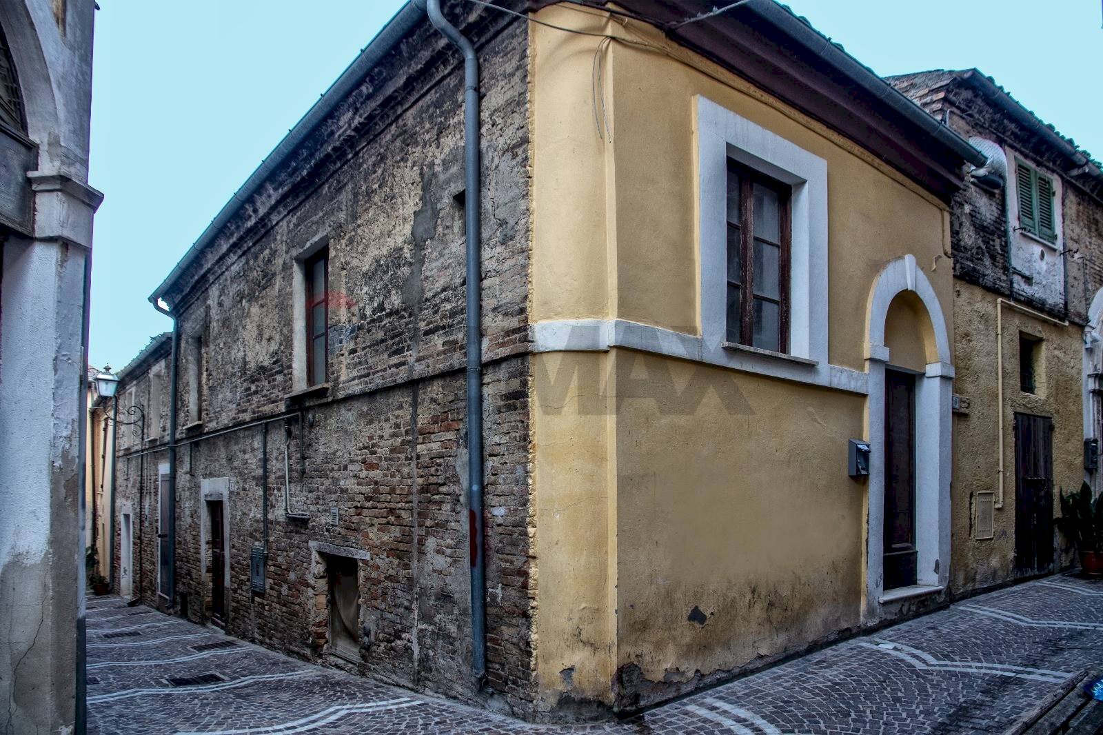 Casa all\'aperto - Independent house VIA MONTE GRAPPA
 
6, Pianella - photo 1