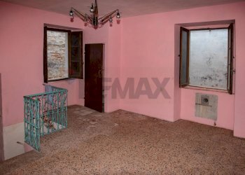 Stanza vuota - Casa indipendente VIA MONTE GRAPPA
 
6, Pianella - foto 3