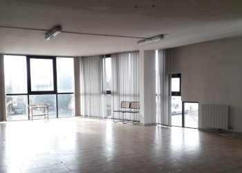 Foto 1 - Office tosco romagnola
 
203, Cascina - photo 1