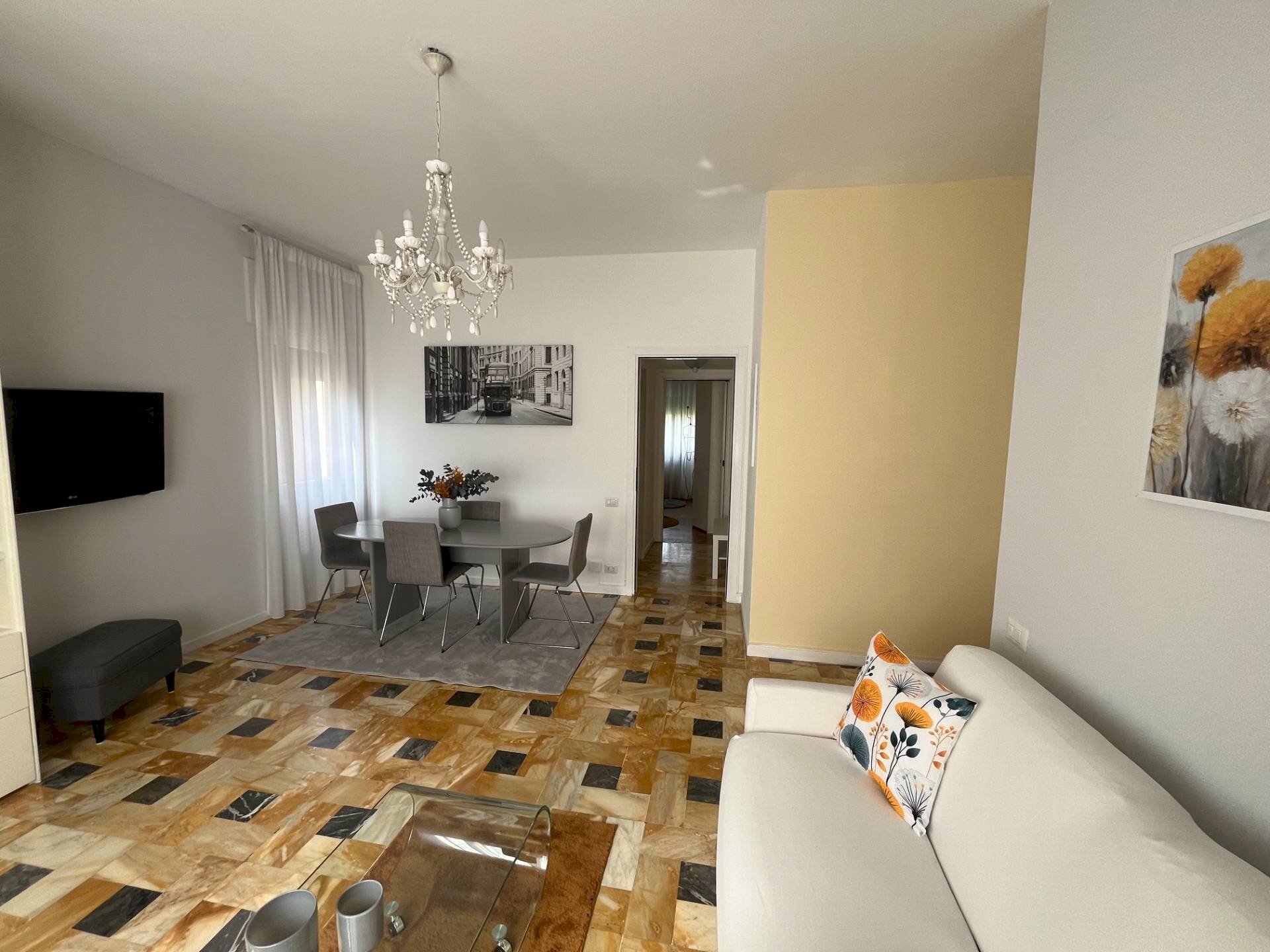 Foto 2 - Bilocale Via Onorato Balzac
 
4, Milano - foto 2