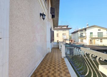 Foto 42 - Villa Via Cesare battisti
 
snc, Passirano - foto 42