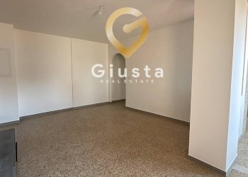 Foto 1 - Bilocale Largo Antonio Pacinotti
 
3, Brindisi - foto 1