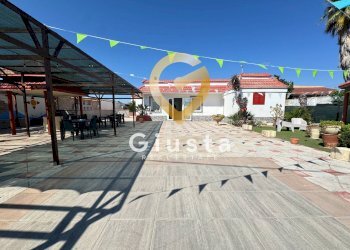 Foto 1 - Villa a Schiera Via Santi Appostoli
 
30, Brindisi - foto 1