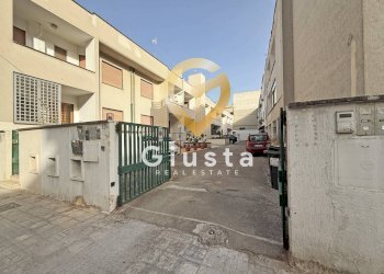 Foto 2 - Trilocale Via Imperatore costantino
 
23, Brindisi - foto 2