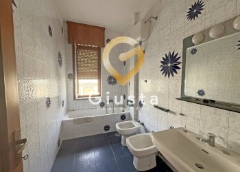 Foto 24 - Trilocale Via Imperatore costantino
 
23, Brindisi - foto 24