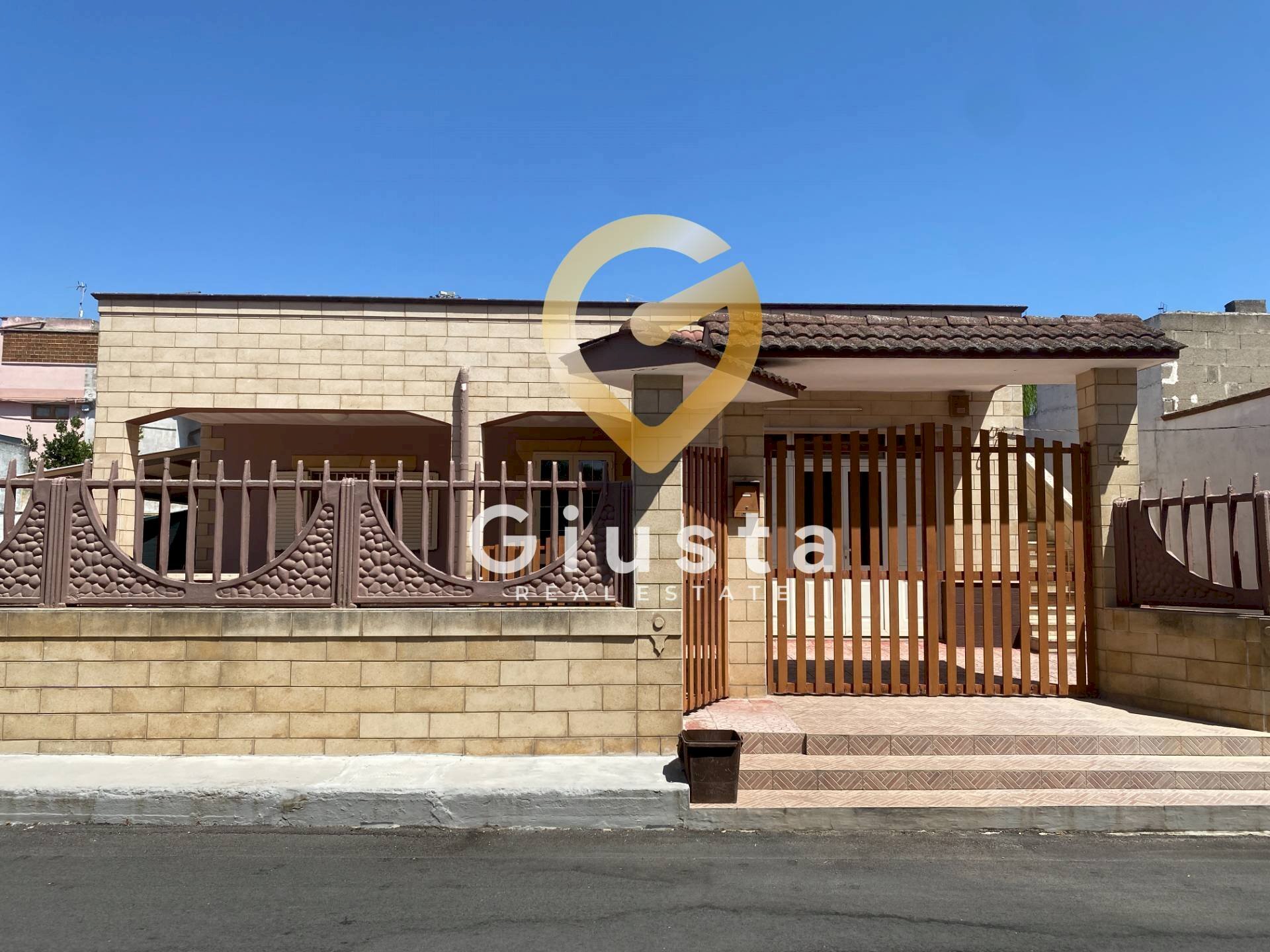 Foto 1 - Casa indipendente Via Gioacchino Rossini
 
4, Latiano - foto 1