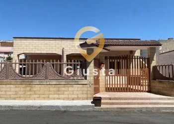 Foto 1 - Casa indipendente Via Gioacchino Rossini
 
4, Latiano - foto 1