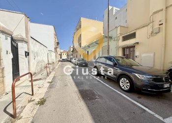 Foto 5 - Trilocale Via Federico II di Svevia
 
8, Brindisi - foto 5