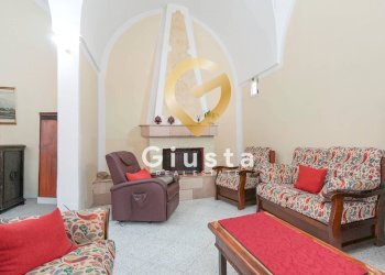 Foto 1 - Casa indipendente Via Melo
 
43, San Michele Salentino - foto 1