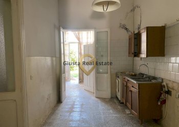 Foto 10 - Independent house Via Francesco Petrarca
 
8/10/12, San Pietro Vernotico - photo 10