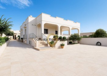 Foto 1 - Villa via Galilea
 
SN, Brindisi - foto 1