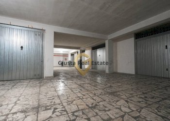 Foto 3 - Box Via Valle d'aosta
 
14, Mesagne - foto 3