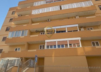 Foto 1 - Trilocale Via Angelo Lanzellotti
 
10, Brindisi - foto 1