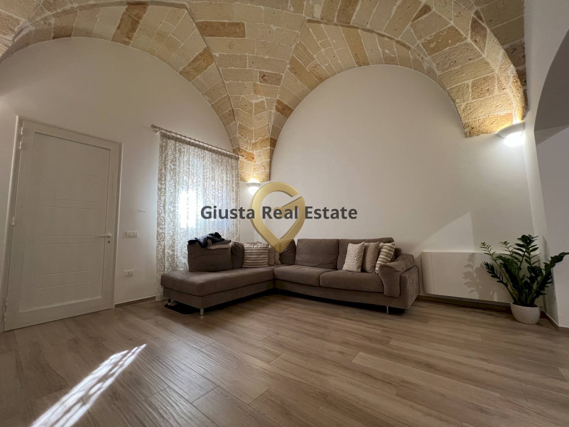 Foto 2 - Casa indipendente Via Dante Alighieri
 
84, San Pietro Vernotico - foto 2