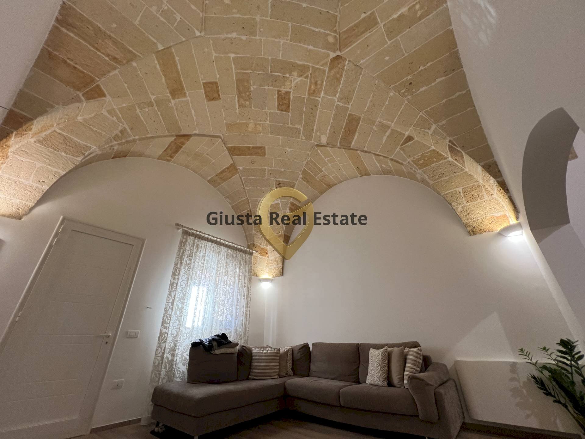 Foto 3 - Casa indipendente Via Dante Alighieri
 
84, San Pietro Vernotico - foto 3