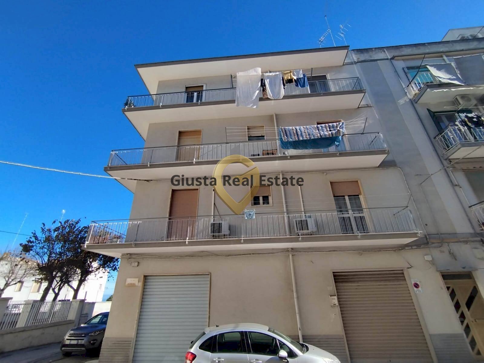 Foto 2 - Trilocale Via Rimini
 
5, Ostuni - foto 2