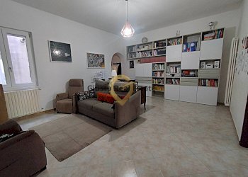 Foto 1 - Trilocale Via Rimini
 
5, Ostuni - foto 1