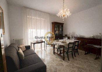 Foto 1 - Trilocale Via Santa Margherita
 
34, Brindisi - foto 1