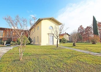 Edificio - Casa indipendente via Marzanica, Bergamo - foto 1