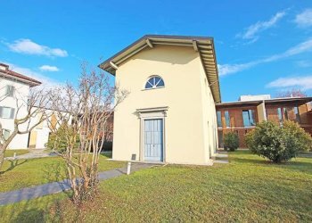 Edificio - Casa indipendente via Marzanica, Bergamo - foto 2